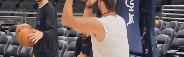 恢复神速！狄龙目前已经拆掉石膏，今日可以完成投篮训练