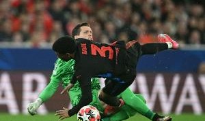 什琴斯尼：如果特狮复出为巴萨守门，对我来说不会有丝毫问题